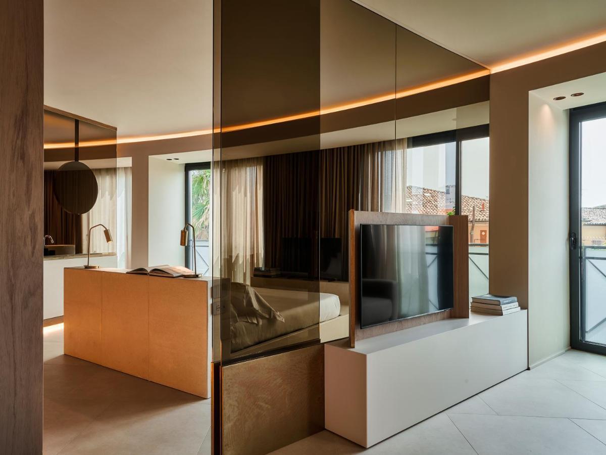 Le Residenze By Victoria Palace Cattolica Exterior photo