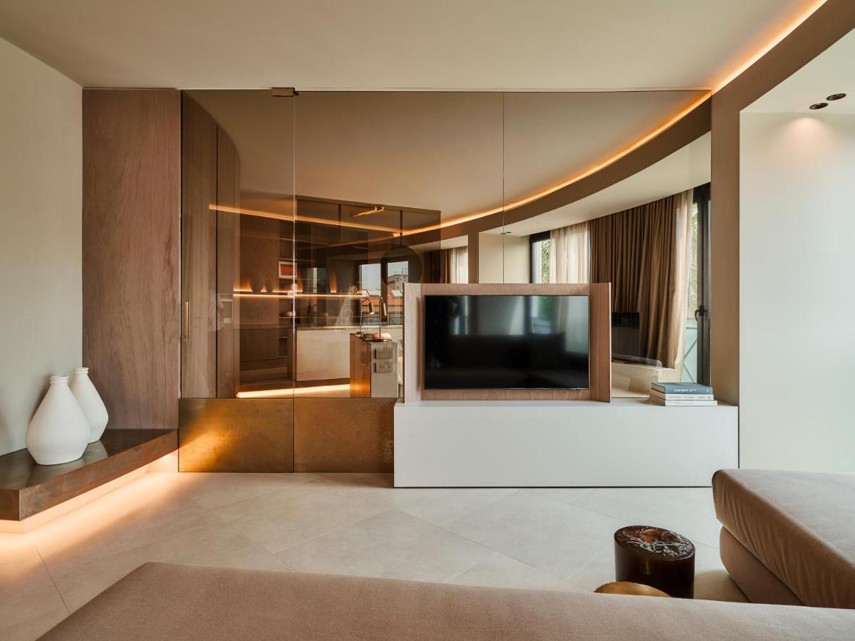 Le Residenze By Victoria Palace Cattolica Exterior photo